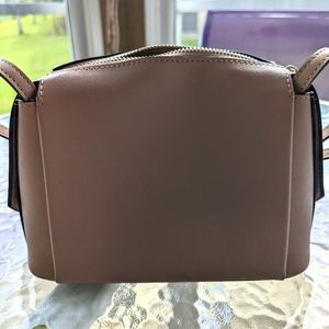 NWOT tde. Structured Crossbody Bag - Taupe Beige